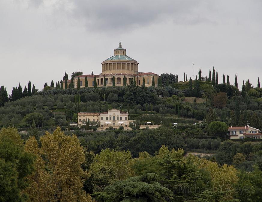 IMG_3248 copy.jpg - Above the  Adige River, Verona